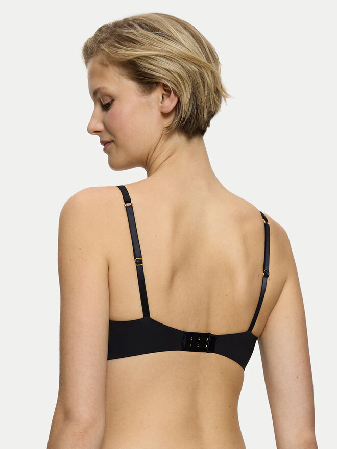 Triumph Triumph Push-Up nedrček Body Make-Up Essential 10161797 Črna