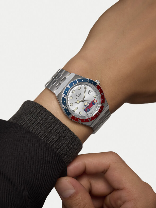 Timex Ročna ura Timex Timex x Peanuts® Q Timex® GMT TW2W83300 Pisana