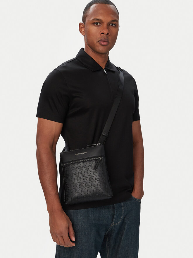 Armani Exchange Umhängetasche Armani Exchange XM003582 AF26662 UC001 Schwarz