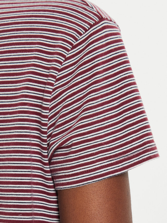Levi's® Levi's® Marškinėliai Perfect 39185-0350 Vyšninė Regular Fit