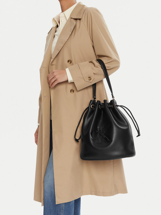 Calvin Klein Handtasche Calvin Klein Bold Ck Large Bucket Bag LV04F3232G Schwarz