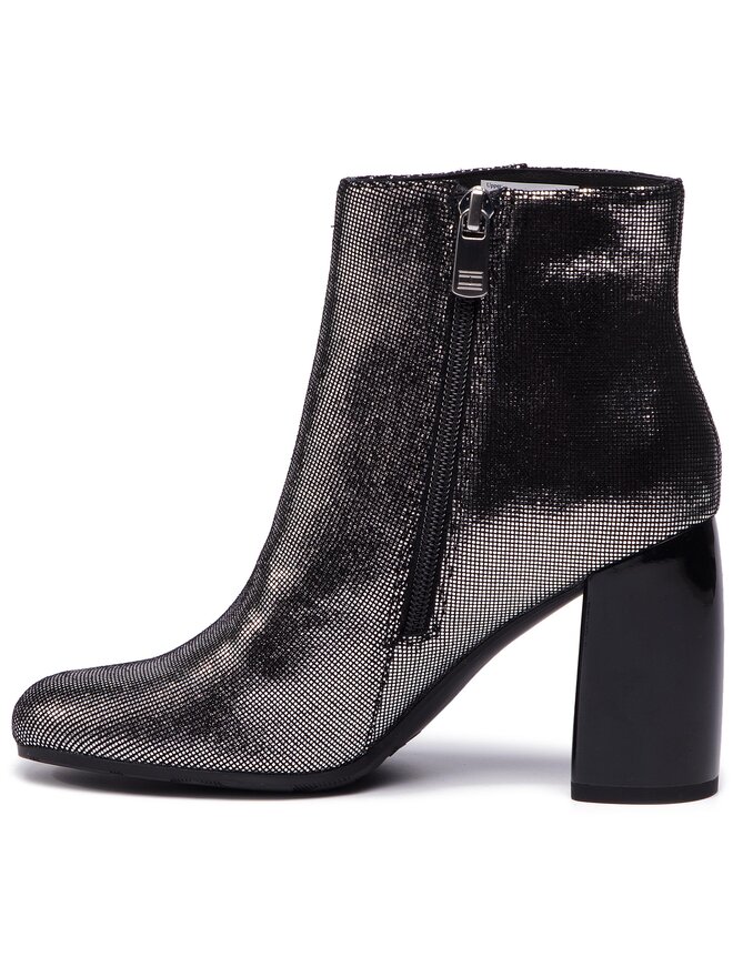 Tommy Hilfiger Stiefeletten Tommy Hilfiger Shiny Metallic Suede Bootie FW0FW03695 Silberfarben