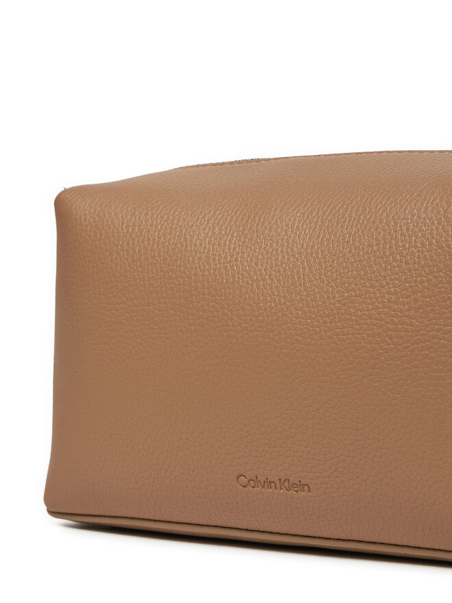 Calvin Klein Ročna torba Calvin Klein Ck Plaque Camera Bag K60K612788 Rjava
