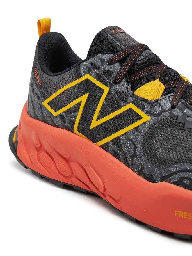 New Balance Tenisice za trčanje New Balance Fresh Foam X Hierro v8 MTHIERH8 Crna