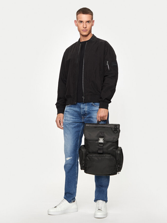 Calvin Klein Jeans Rucksack Calvin Klein Jeans Ultralight Flap Bp40 Nylon K50K510479 Schwarz