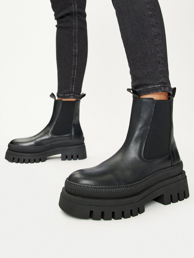 Tamaris Klassische Stiefeletten Tamaris 1-25494-41 Schwarz