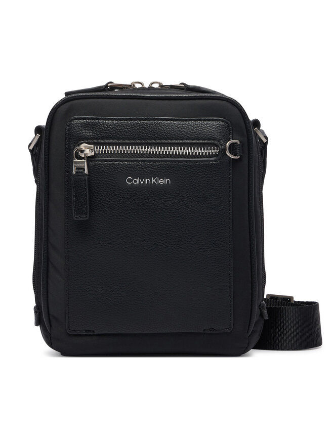 Calvin Klein Umhängetasche Calvin Klein Ssnl Raised Logo Reporter LV04D3500G Schwarz