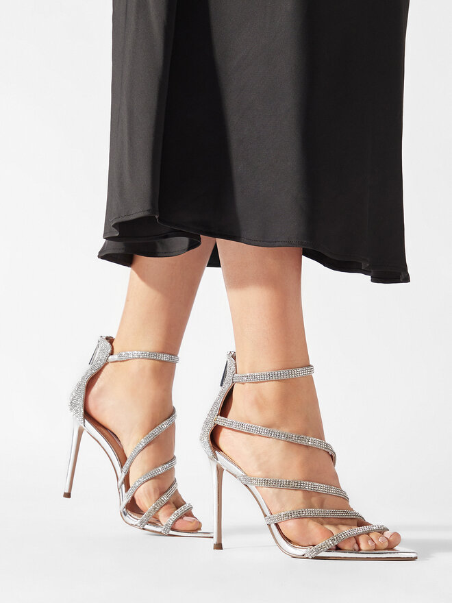 Steve Madden Σανδάλια Steve Madden Beamish Sandal SM11002585-751 Ασημί