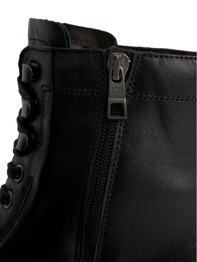 Tommy Hilfiger Stivali Tommy Hilfiger Th Everyday Class Termo Lth Boot FM0FM04658 Nero