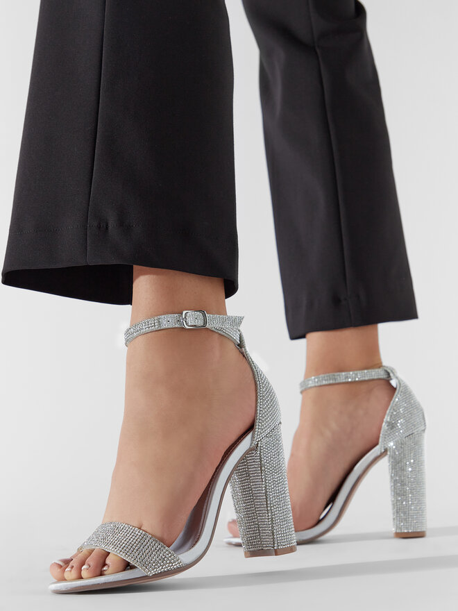 Steve Madden Sandały Steve Madden Carrson-R SM11000371-02003-968 Srebrny