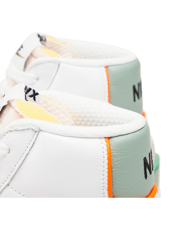 Nike Снікерcи Nike Blazer Mid '77 Infinite DA7233 104 Білий