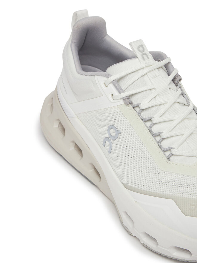 On Sneakers On Cloudnova X 3WE30410813 Alb