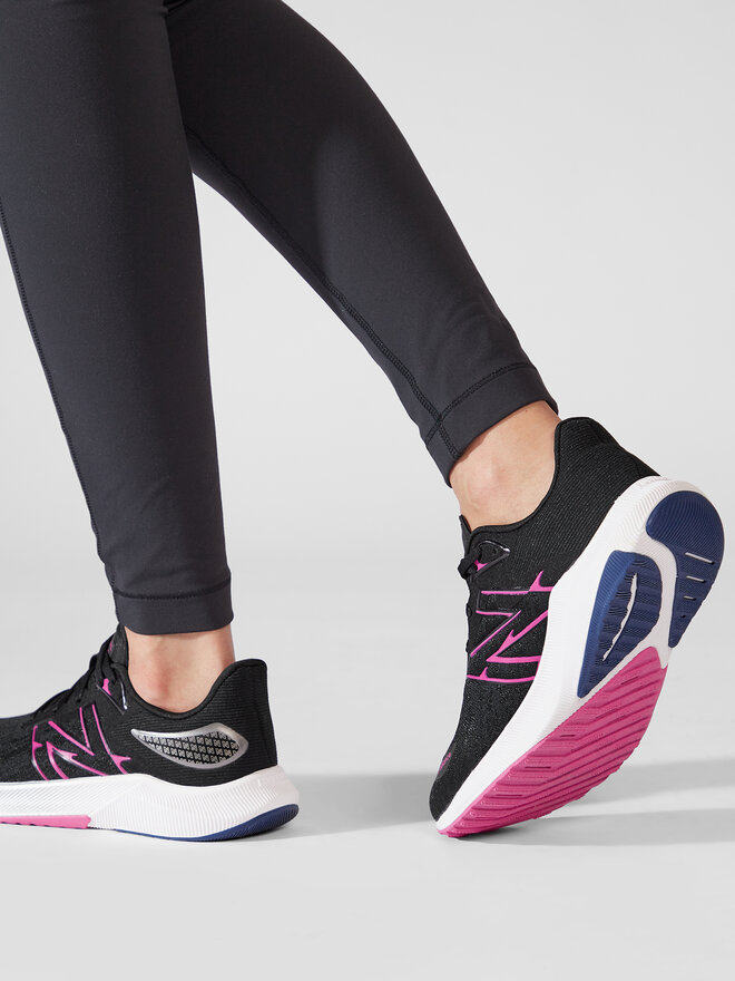 New Balance Scarpe da corsa New Balance FuelCell Propel v3 WFCPRCD3 Nero