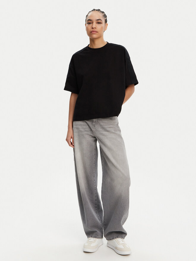 Armani Exchange Armani Exchange Marškinėliai XW000514 AF11930 UC001 Juoda Relaxed Fit