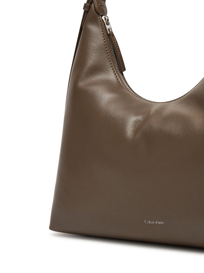 Calvin Klein Bolso Calvin Klein Hardware Strap Hobo Shoulder Bag K60K613031 Marrón