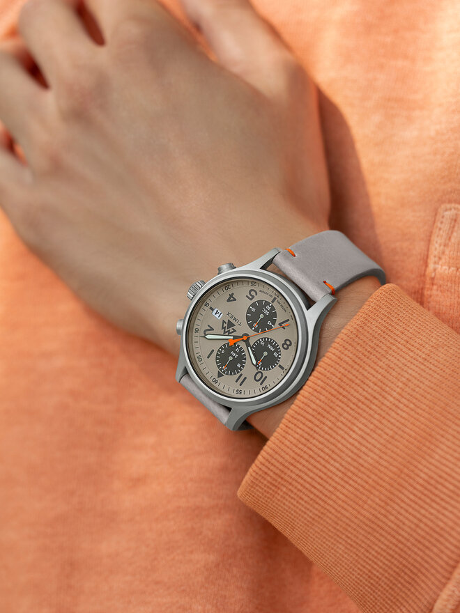 Timex Hodinky Timex Expedition North Sierra Chrono TW2W16500 Šedá