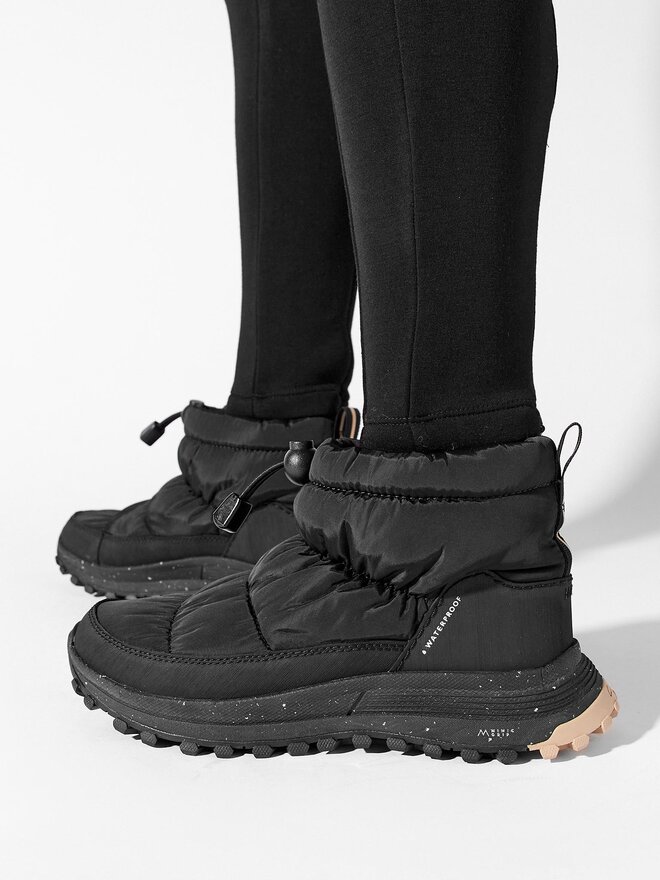 Clarks Апрески Clarks Atl Trek Ice Wp 261738254 Черен