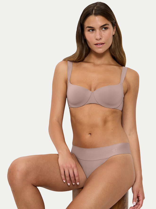 Triumph Triumph Pusiau dengta (balcony bra) liemenėlė Make-Up Illusion 10217849 Ruda