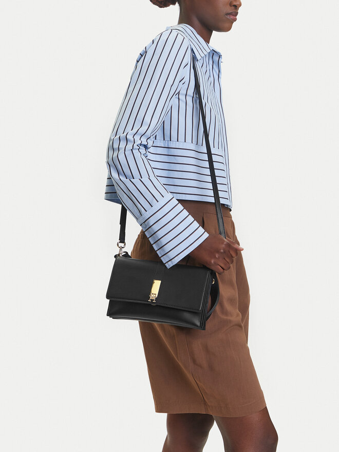 Tommy Hilfiger Ročna torba Tommy Hilfiger AW0AW16893 Črna