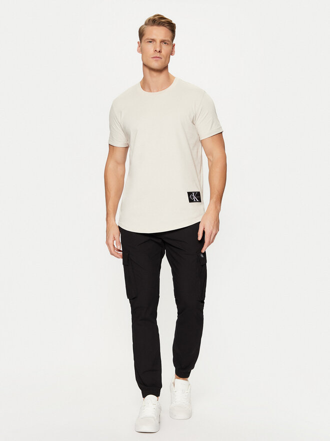 Calvin Klein Jeans Calvin Klein Jeans Camiseta Badge Turn Up Sleeve J30J323482 Écru Regular Fit