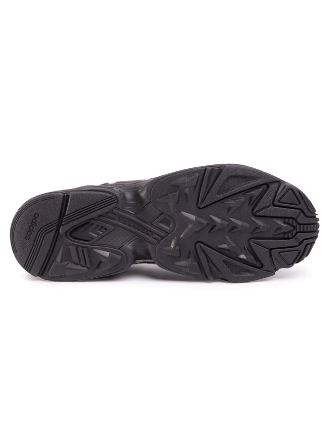 adidas Снікерcи adidas Yung-1 EG8726 Коричневий