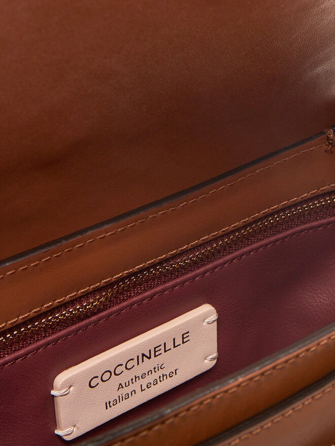 Coccinelle Τσάντα Coccinelle E1 SSK 15 01 01 Καφέ
