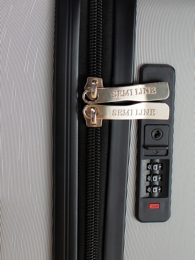 Semi Line Велика валіза Semi Line T5799-3 Срібний