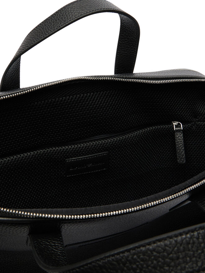 Emporio Armani Портфель Emporio Armani EM004569 AF13396 Чорний