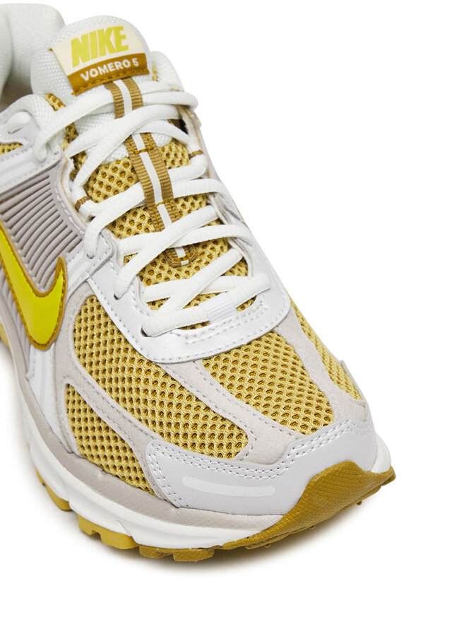 Nike Sneakersy Nike Zoom Vomero 5 HJ9607 700 Kolorowy