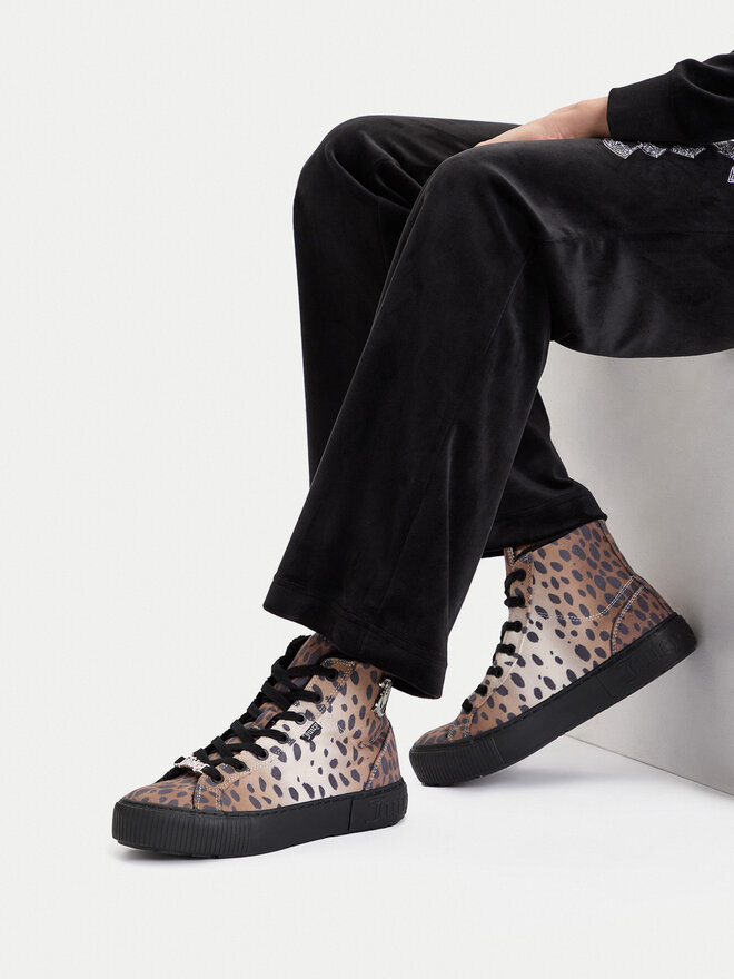 Juicy Couture Сникърси Juicy Couture CEO-VSJU007 Кафяв