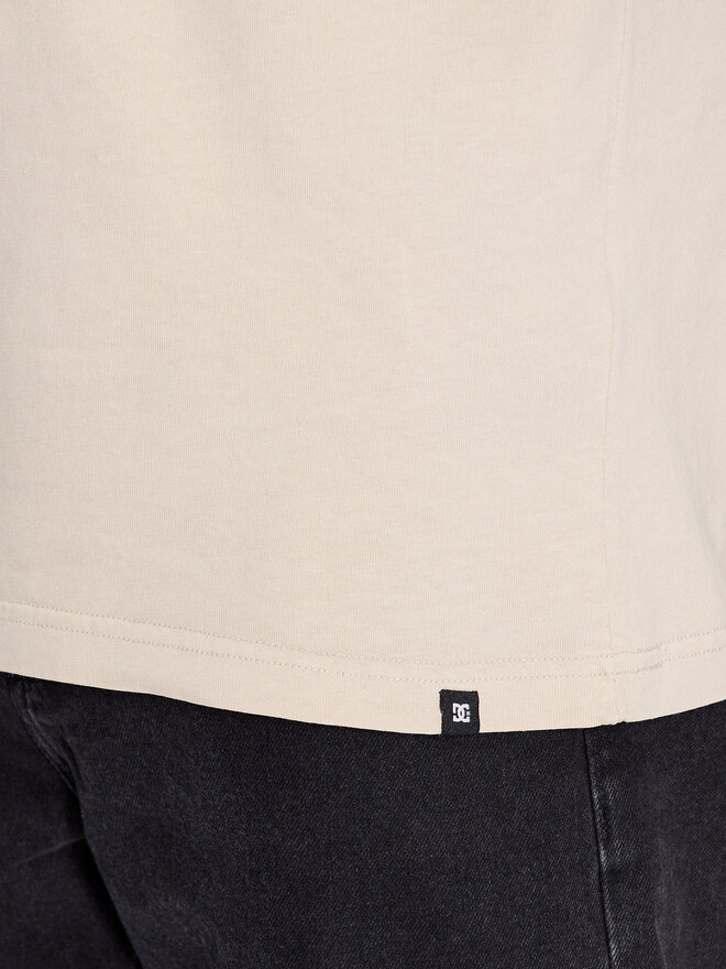 DC DC Marškinėliai Defiant Tees ADYZT05309 Smėlio Regular Fit