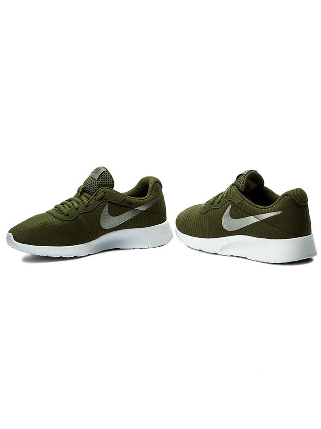 Zapatillas Nike Tanjun Se 844908 302 Verde zapatos.es
