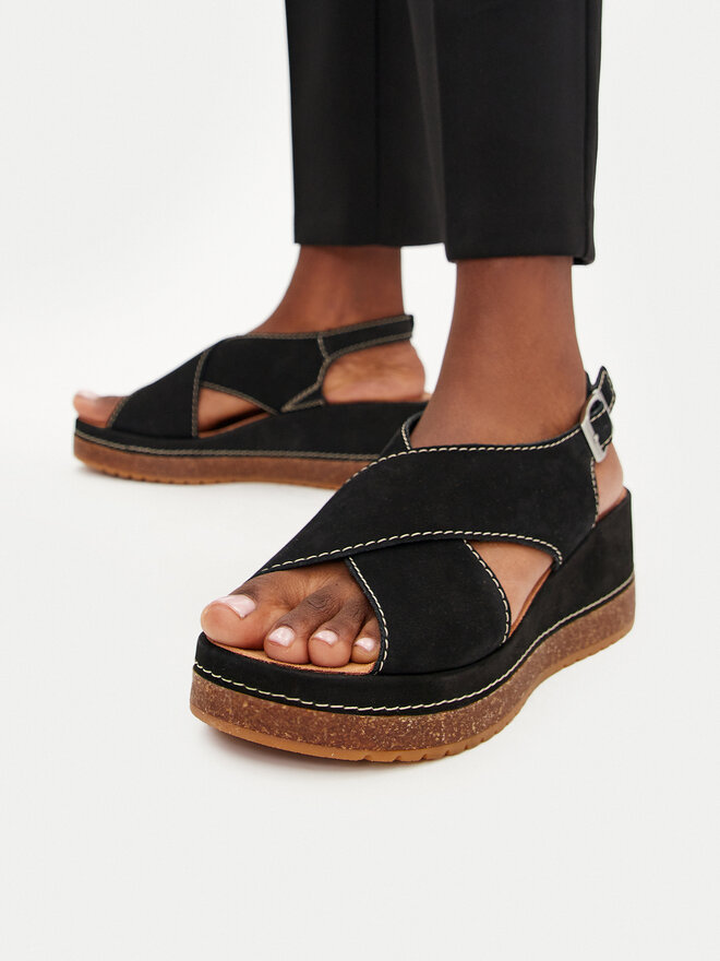 Clarks Sandalen Clarks Kassanda Step 26177299 Schwarz