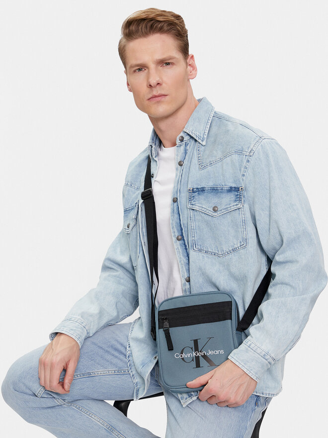 Calvin Klein Jeans Brašna Calvin Klein Jeans Sport Essentials Reporter18 M K50K511098 Tmavomodrá