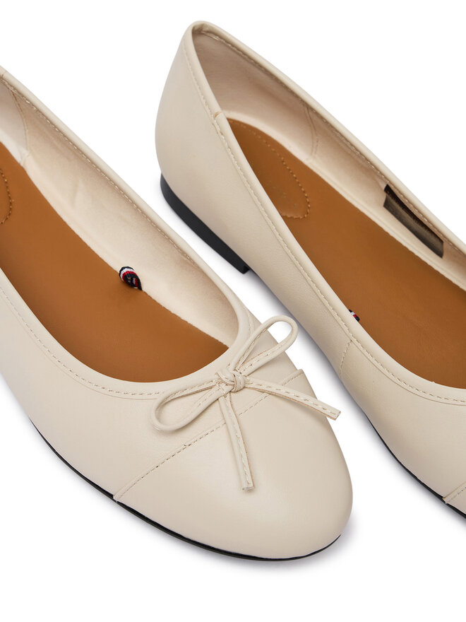 Tommy Hilfiger Ballerinas Tommy Hilfiger Hilfiger Smooth Lthr Ballet FW0FW09241 Écru