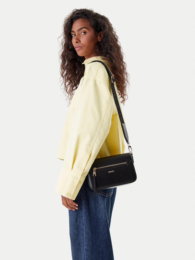 DKNY Сумка DKNY Bryant Ave Md Flap C R42E3E21 Чорний