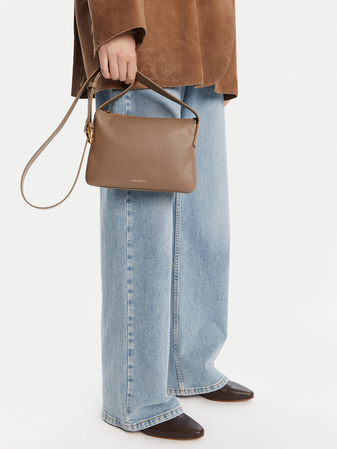 Coccinelle Handtasche Coccinelle Tjo Coccinellekirsten E5 TJ0 55 01 01 Beige