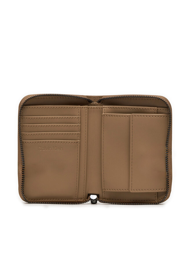 Calvin Klein Малък дамски портфейл Calvin Klein Line Quilt Medium Zip Around K60K612201 Кафяв