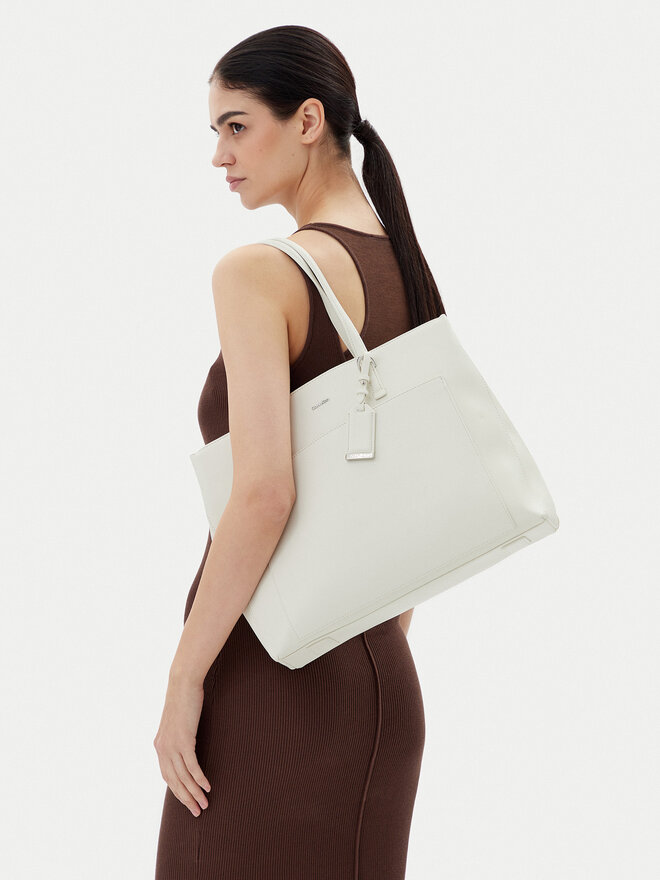 Calvin Klein Handtasche Calvin Klein Ck Must Medium Shopper W/Pocket K60K613019 Écru