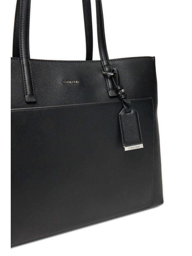 Calvin Klein Ročna torba Calvin Klein Ck Must Medium Shopper_Caviar K60K613086 Črna