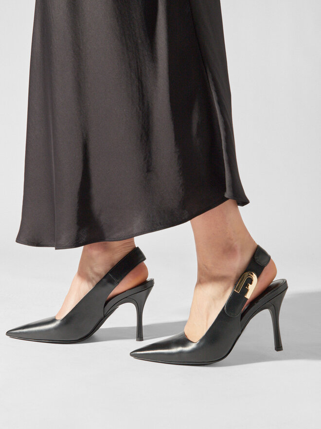 Furla Сандали Furla Sign Slingback T.90 YG05SGN-BX2681-O6000-90294100 Черен