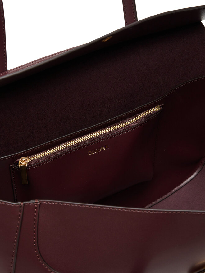 Calvin Klein Torbica Calvin Klein Hardware Flap Tote Bag LV04F3145G Tamnocrvena