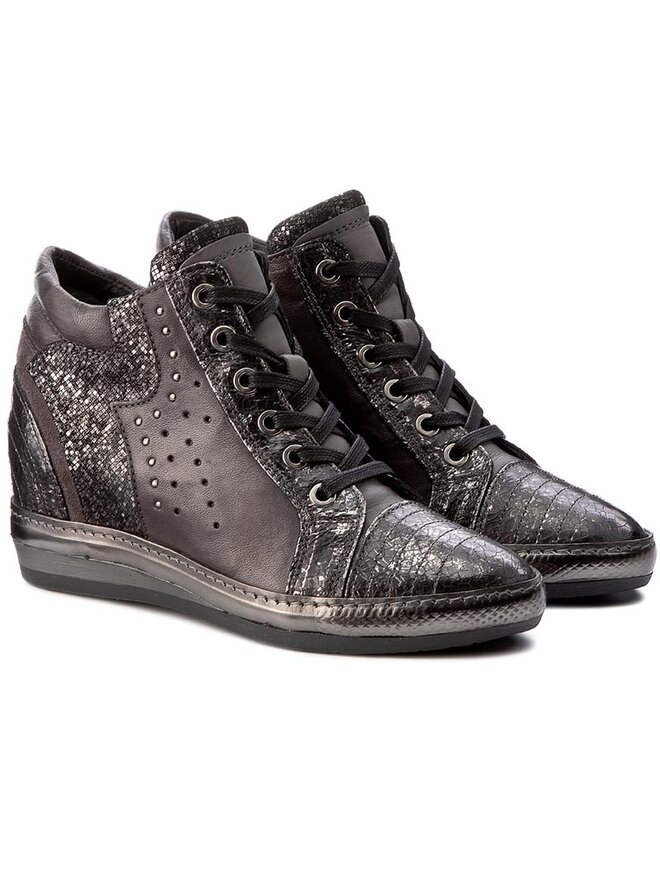 Scarpe khrio top