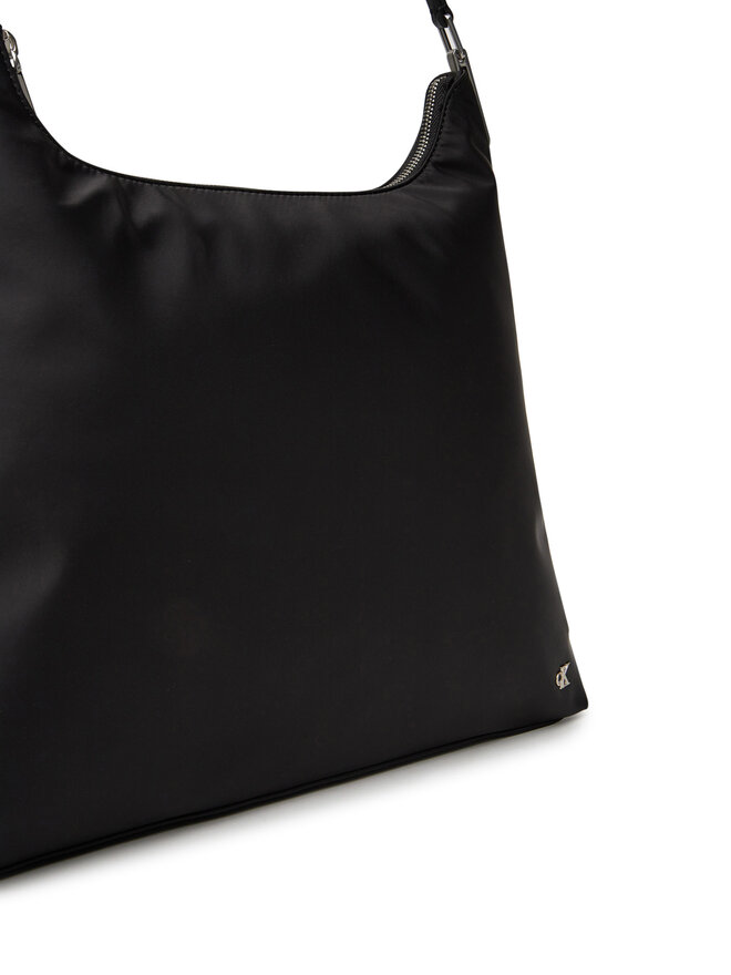 Calvin Klein Kabelka Calvin Klein LV04K3218G Černá