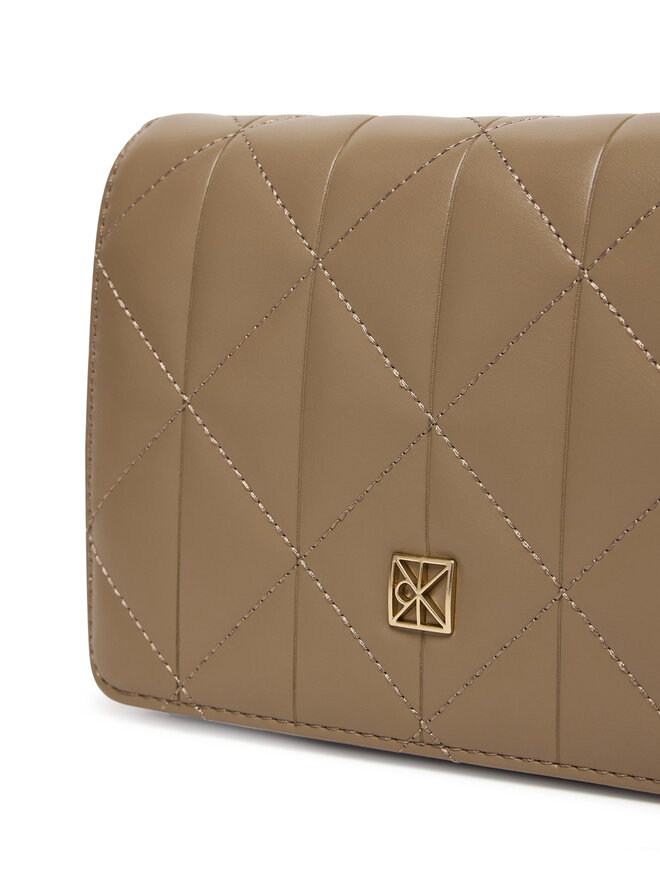 Calvin Klein Handtasche Calvin Klein Quilted Mini Chain Bag LV04F3321G Beige