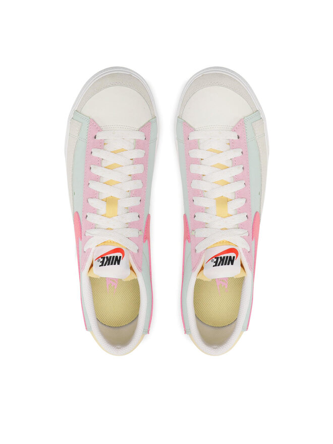 Nike Sneakers Nike Blazer Low Platform DM9464 001 Grün
