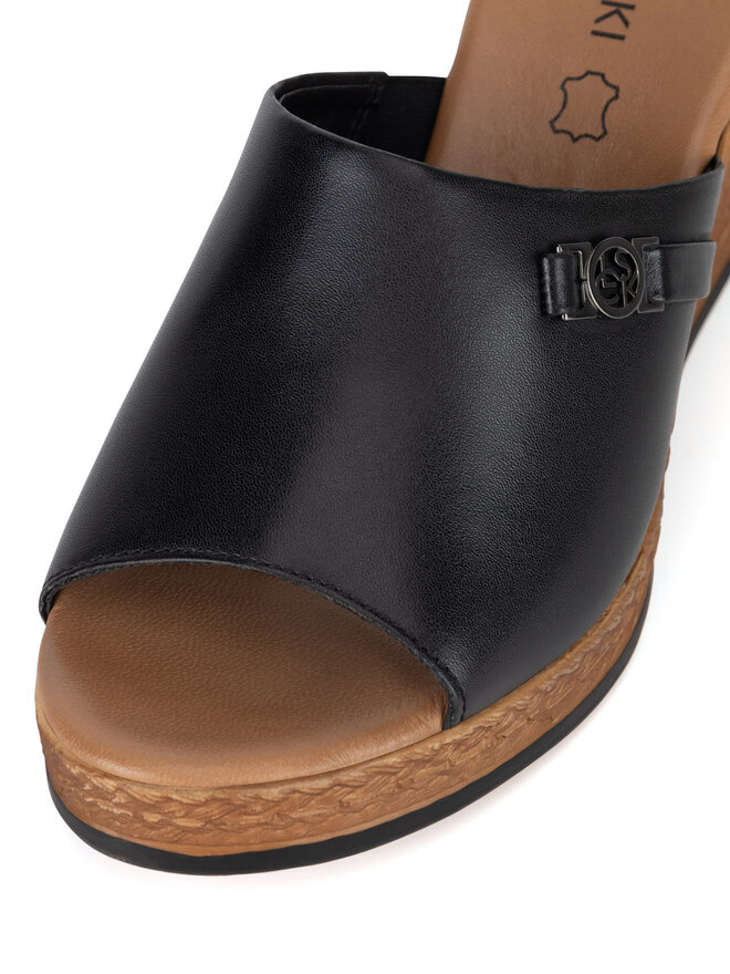 Klapki Lasocki WI23-283-10 Czarny | eobuwie.com.pl