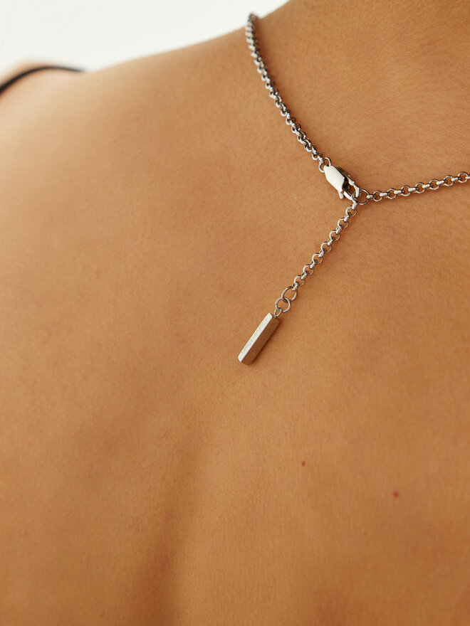Calvin Klein Ogrlica Calvin Klein 35000306 Srebrna
