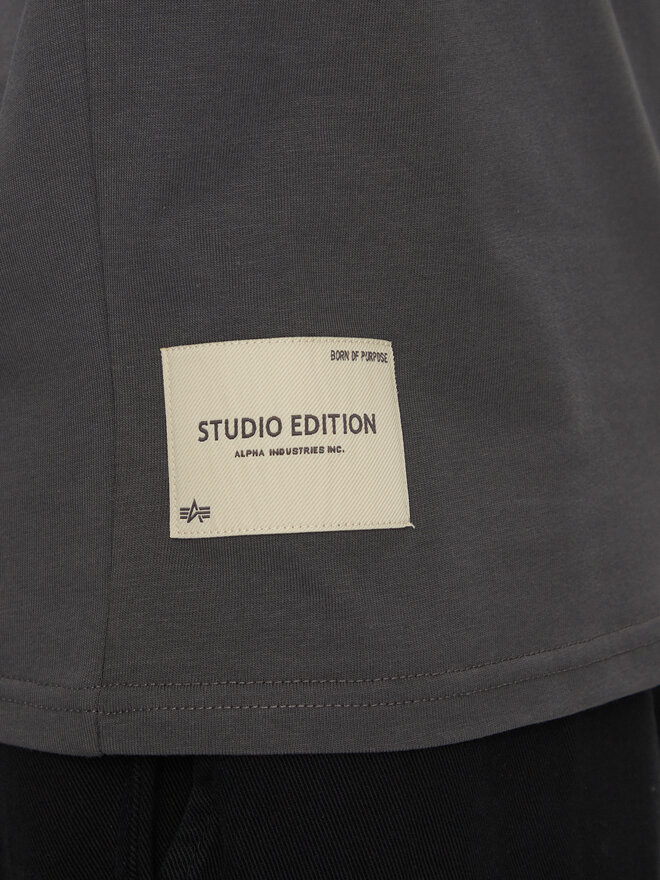 Alpha Industries Alpha Industries Футболка Studio Edition 156550 Сірий Relaxed Fit