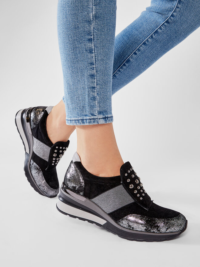 QUAZI Sneakersy QUAZI QZ-12-02-000077 Černá